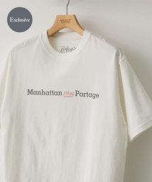 URBAN RESEARCH DOORS(アーバンリサーチドアーズ)/『別注』Manhattan Portage×DOORS　胸ロゴ プリント Tシャツ/WHITE