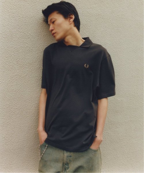 JOURNAL STANDARD(ジャーナルスタンダード)/《予約》FRED PERRY / フレッドペリー FOOT BALL COLLAR SHIRT/グレー