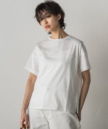 MAYSON GREY(メイソングレイ)/エンボスロゴTシャツ≪手洗い可能≫/オフホワイト