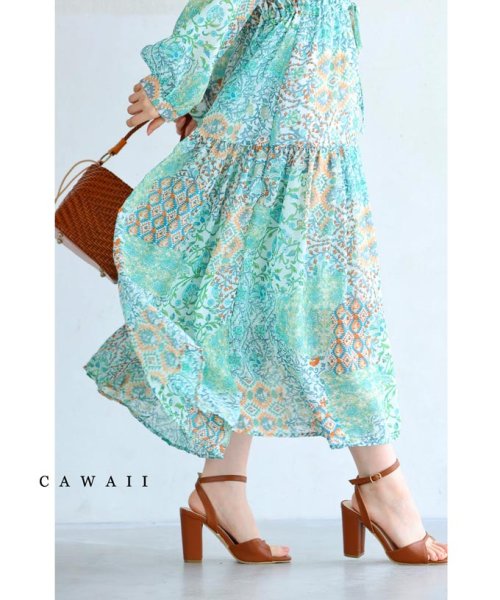 CAWAII(カワイイ)/爽やかなミントカラーのスカーフ柄ミディアムワンピース/グリーン