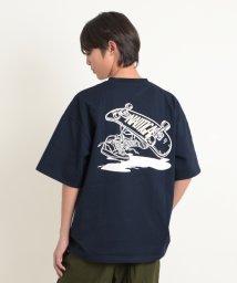 GLAZOS(グラソス)/【NAUTICA】バックスケーターロゴ半袖Tシャツ/紺