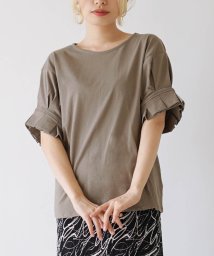 e-zakkamaniastores(イーザッカマニアストアーズ)/プリーツパフスリーブ カットソー/グレージュ