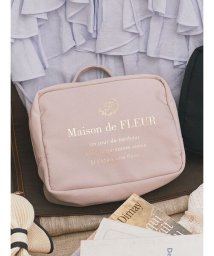 Maison de FLEUR(メゾンドフルール)/持ち手付きマルチポーチ/ピンクベージュ