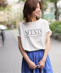 JOURNAL STANDARD relume(ジャーナルスタンダード　レリューム)/《予約》SCENTSロゴTEE/ホワイト