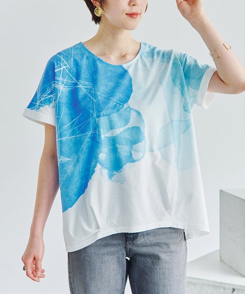 Fizz(フィズ)/水彩プリント タックデザインTシャツ SS 手書き ペイント ナチュラル 個性的【2024新作】/ブルー