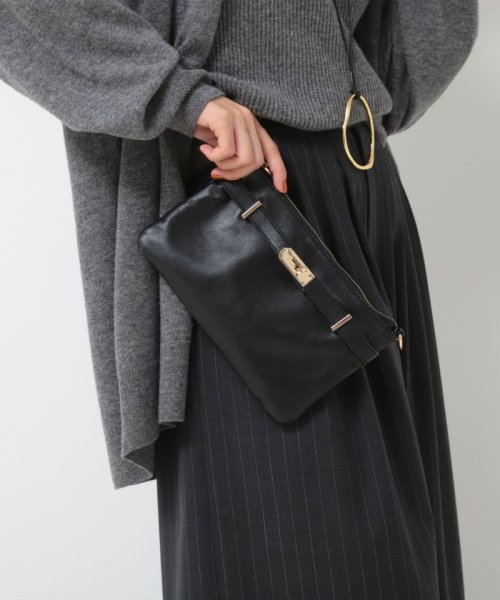 ヒネリカナグチェーンポシェット 