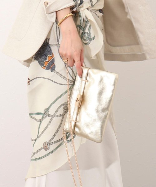 ヒネリカナグチェーンポシェット 