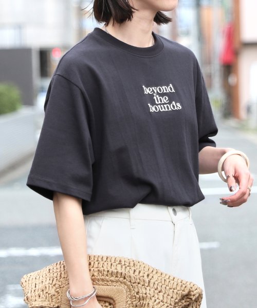 reca(レカ)/ロゴ刺?半袖Tシャツ(R24130－k)/チャコールグレー