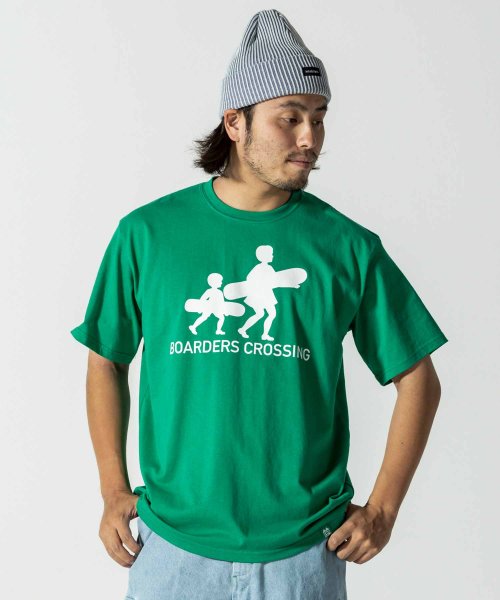 inhabitant(inhabitant)/inhabitant(インハビタント) Boarders Crossing T－shirts サーファープリントTシャツ カジュアルファッション サーフィン レ/グリーン