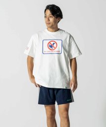 inhabitant(inhabitant)/inhabitant(インハビタント) Dog T－shirts リバイバルプリントTシャツ ドッグプリント カジュアルファッション サーフィン レジャー スケ/ホワイト