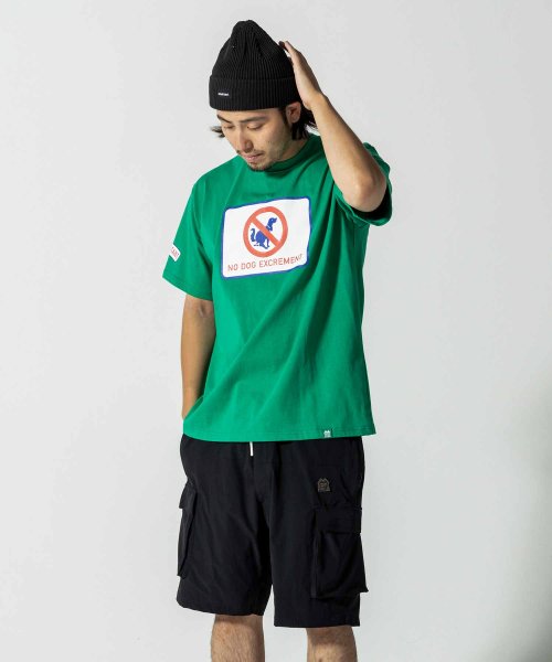 inhabitant(inhabitant)/inhabitant(インハビタント) Dog T－shirts リバイバルプリントTシャツ ドッグプリント カジュアルファッション サーフィン レジャー スケ/グリーン