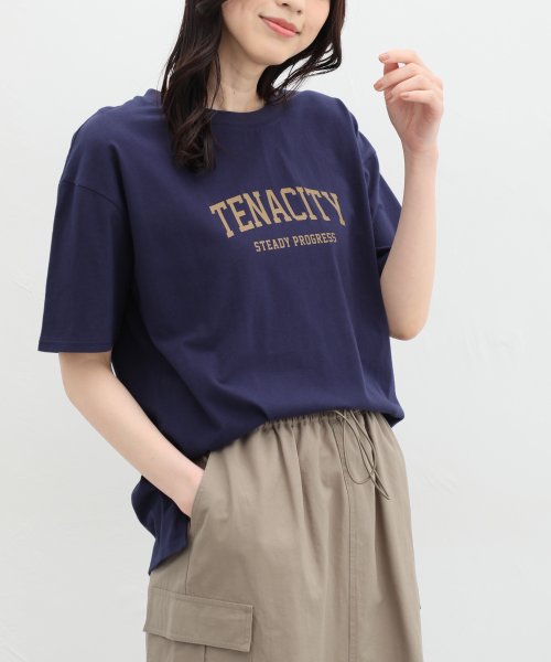 Honeys(ハニーズ)/ゆるカレッジプリントＴ トップス Tシャツ カットソー 半袖Tシャツ ロゴT UVカット /ネイビー