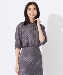 J.PRESS LADIES（LARGE SIZE）(J．プレス　レディス（大きいサイズ）)/【洗える】ジオメトリックプリント ブラウス/グレー系5