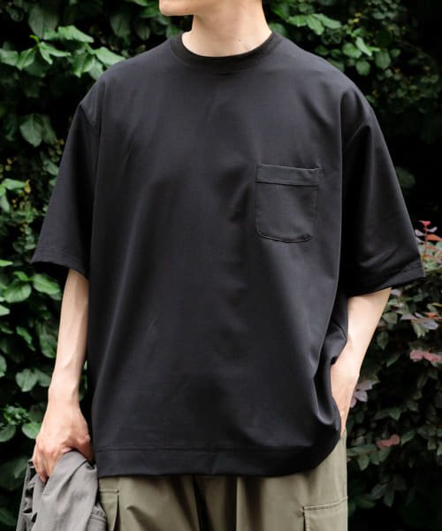 ITEMS URBANRESEARCH(アイテムズアーバンリサーチ（メンズ）)/接触冷感 TRストレッチ 半袖ポケTシャツ/BLK