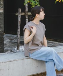 ITEMS URBANRESEARCH(アイテムズ アーバンリサーチ（レディース）)/クルーネックノースリーブTシャツ/GRY