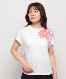 BENETTON (women)(ベネトン（レディース）)/水彩花柄プリント半袖Tシャツ・カットソー/ホワイト