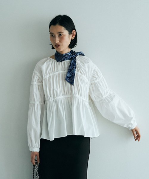 marjour(マージュール)/MONOTONE GATHER BLOUSE/オフホワイト