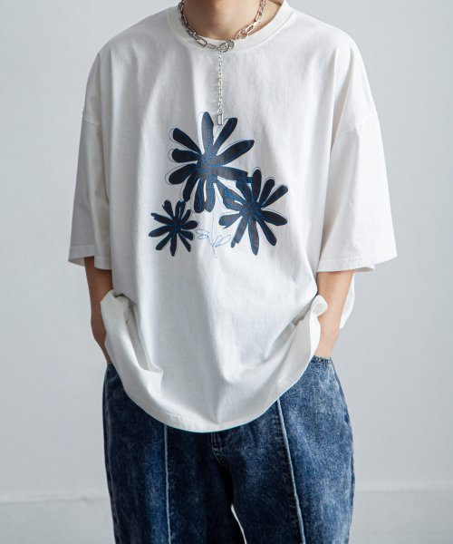 Nilway(ニルウェイ)/ピグメントプリント刺繍Tシャツ/オフホワイト系1