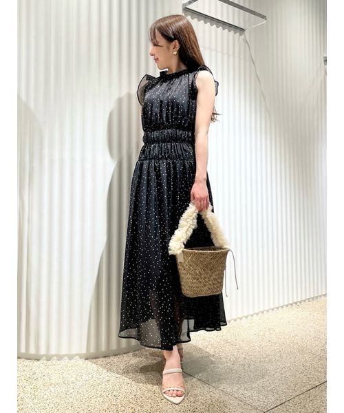 シフォンギャザーノースリワンピース 予めご了承ください 総丈 6cm バスト