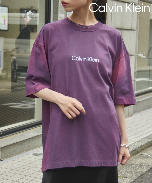Calvin Klein(カルバンクライン)/【Calvin Klein / カルバンクライン】フロントロゴ プリント Tシャツ 半袖 40LM213/パープル