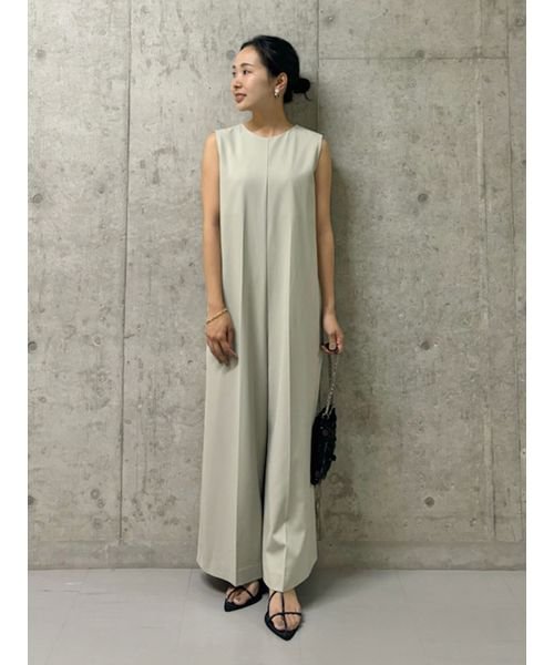 センタープレスクルーネックオールインワン 予めご了承ください