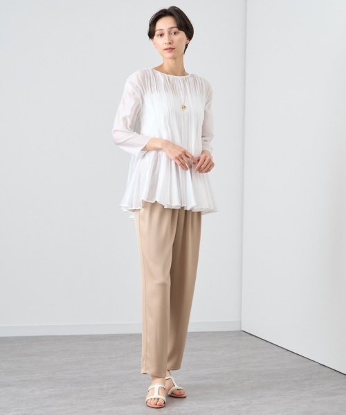 シアーオーガンジーマチフレア ブラウス ：model 168cm