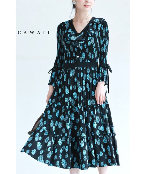 CAWAII(カワイイ)/青い花咲くアコーディオンプリーツミディアムワンピース/ブラック