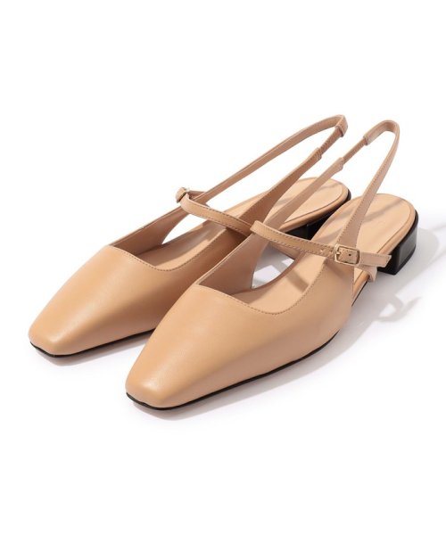 DES PRES バックストラップパンプス 