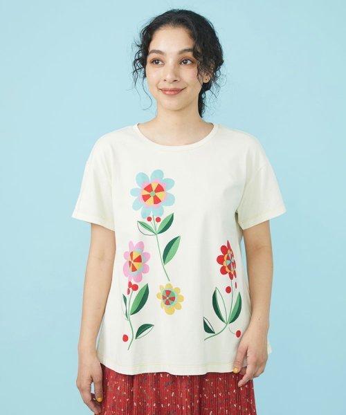 Jocomomola(ホコモモラ)/Cosecha フラワープリント Tシャツ/アイボリー