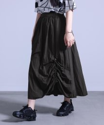 osharewalker(オシャレウォーカー)/『変形シャーリングデザインスカート』/ブラック