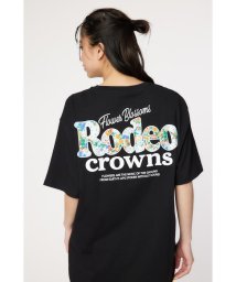 RODEO CROWNS WIDE BOWL(ロデオクラウンズワイドボウル)/パッチワークパターンアップリケ Tシャツ/BLK