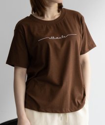 MAC HOUSE(women)(マックハウス（レディース）)/NAVY ネイビー メッセージプリントTシャツ 115426709－1/ブラウン