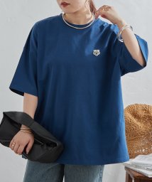 NICE CLAUP OUTLET(ナイスクラップ　アウトレット)/【WEB限定】トラサガラワッペンTシャツ ゆったり/ブルー