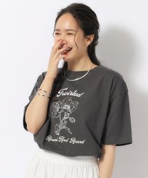 SHOO・LA・RUE/【洗える／プチプラ／綿100％】グラフィック半袖ゆるTシャツ/506320739