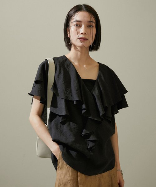 ラッフルカラーフレアスリーブブラウス 