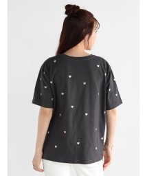 Vin/ランダムハート刺繍Tシャツ/506363644