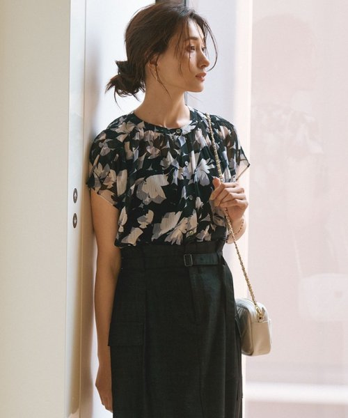 【洗える】Ratti シャドーフラワー プリント ブラウス BCD1365947869 (10450円)