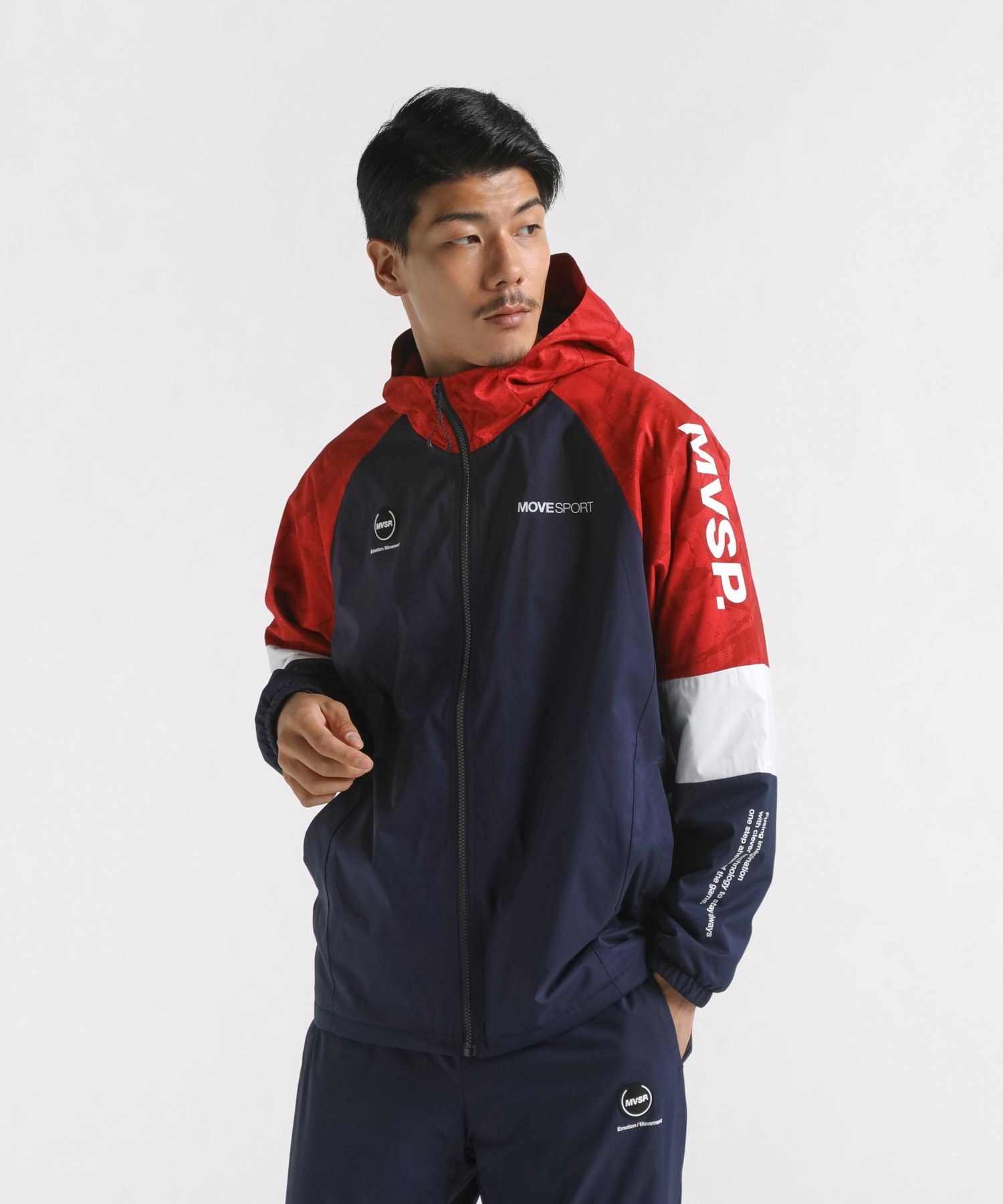 MoveSport 赤 フード付きジャケット M