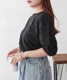 NICE CLAUP OUTLET/【ふんわり袖で、二の腕カバー◎】異素材袖Tシャツ/506593545