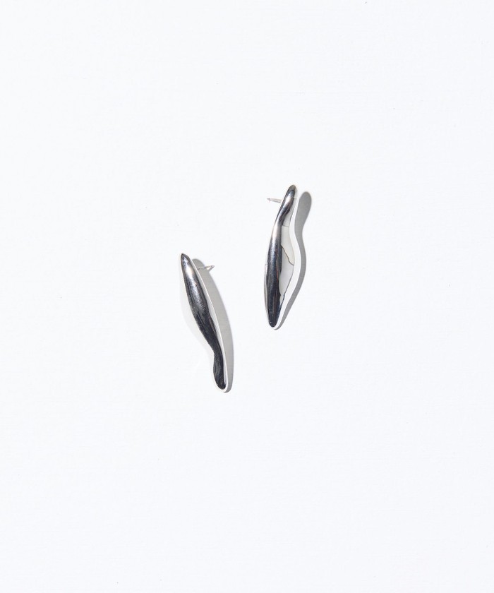 GRACECONTINENTAL ウェーブメタルピアス シルバー F GRACECONTINENTAL ウェーブメタルピアス シルバー F