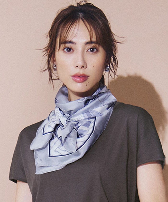 [GLOWNY] THE BELLA スカーフ★新作・24aw★人気★韓国★ ベルト柄 スカーフ(506712489)｜阪急百貨店公式通販サイト｜阪急