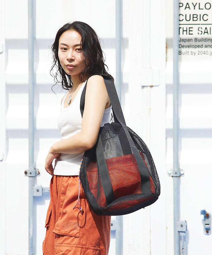 LOWELLThings メッシュ・スパトートバッグ【ポーチ付き】 ブラック F LOWELLThings メッシュ・スパトートバッグ【ポーチ付き】 ブラック F