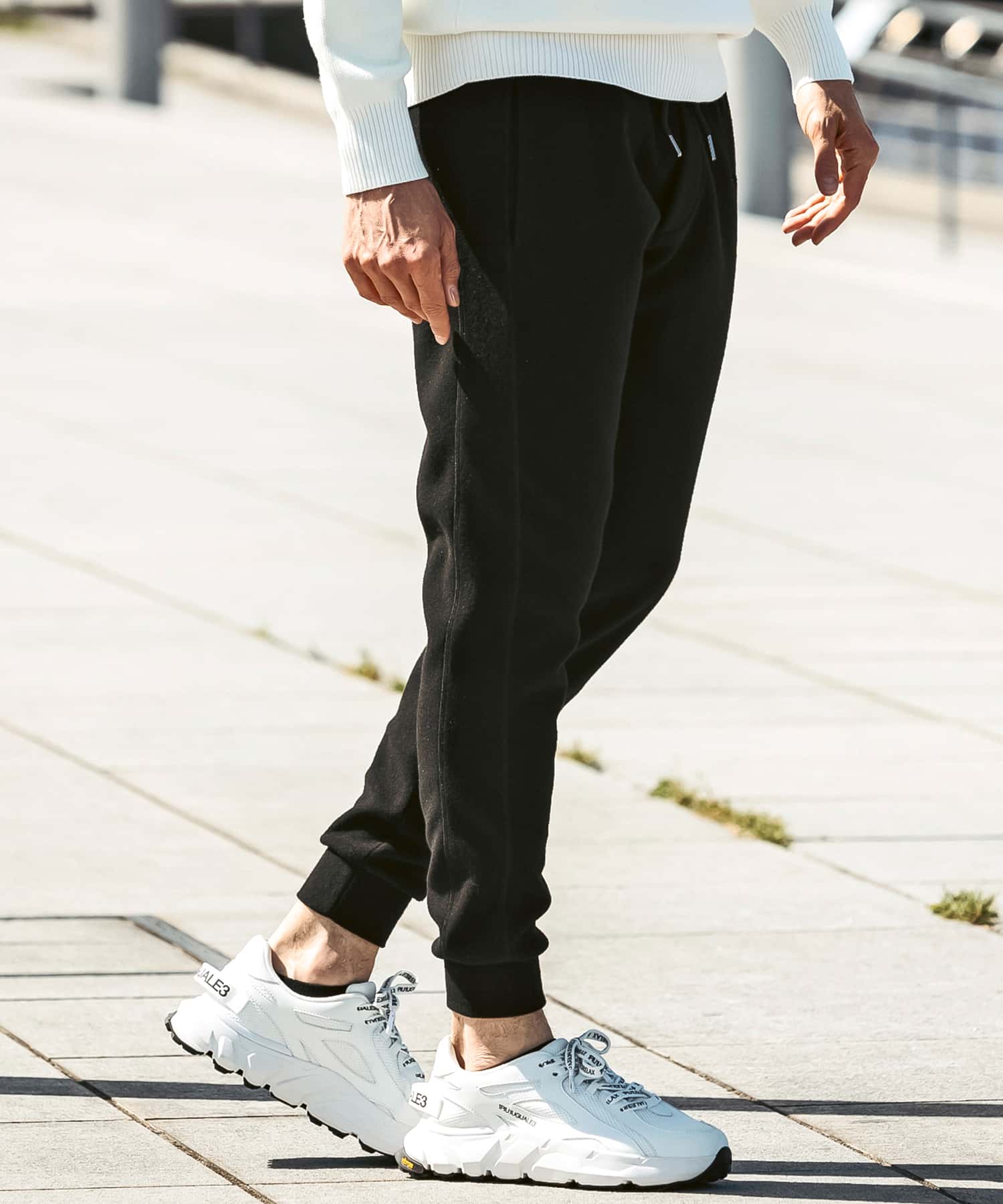 L｜スラックス｜プラスフェニックス(Plus Phenix)｜HANKYU MEN'S