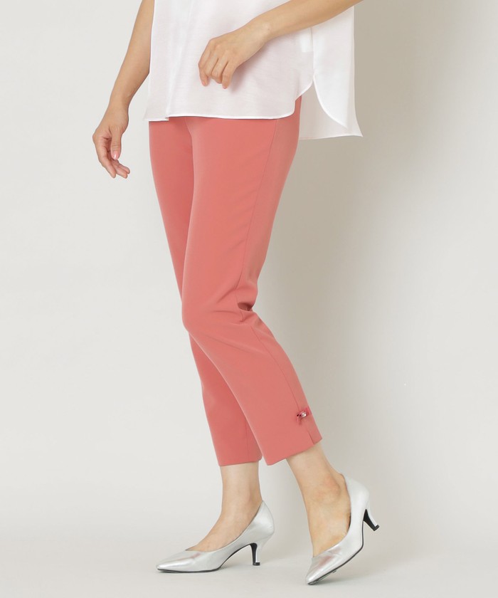 TO BE CHIC　ポリエステルストレッチパンツ ブルー系｜パンツ｜TO BE CHIC(トゥー ビー シック)｜阪急百貨店
