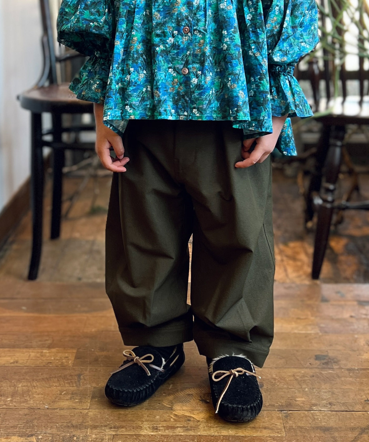 FITH フィス FITH Double Cloth Stretch Pants カーキ 130cm FITH フィス FITH Double Cloth Stretch Pants カーキ 130cm
