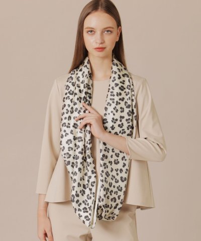 【婦人画報掲載】レオパードニットコンビスヌードスカーフ