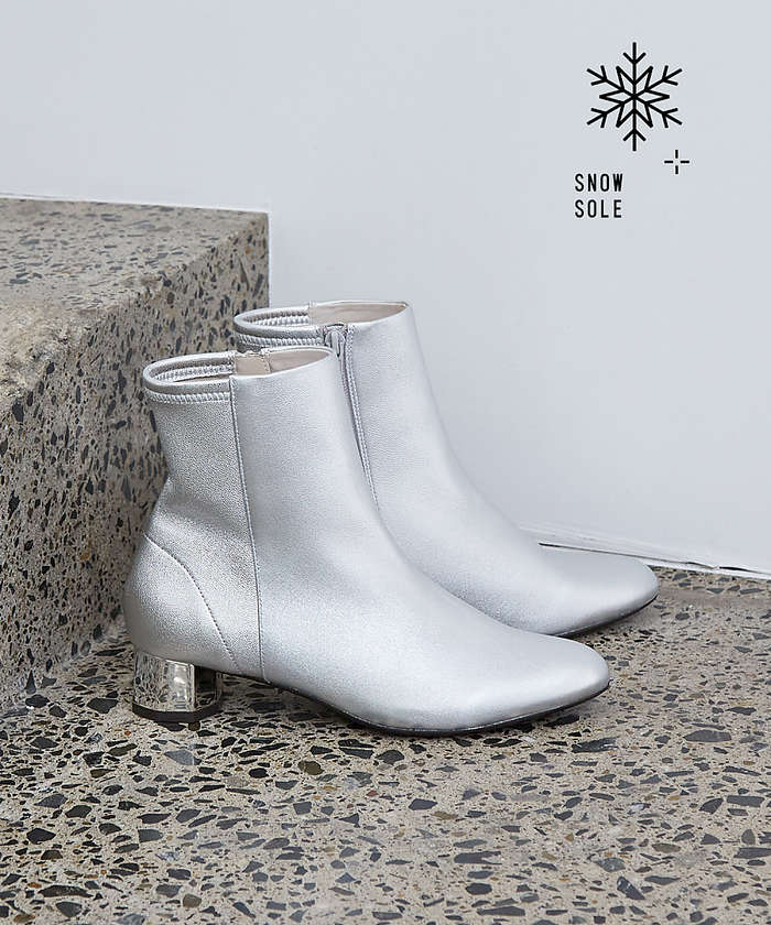AuBANNISTER 【スノーソール】バックストレッチショートブーツ シルバー 39 AuBANNISTER 【スノーソール】バックストレッチショートブーツ シルバー 39