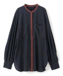 BEIGE，(ベイジ，)/【洗える】SIBYLLE / 配色カラーロングパフスリーブブラウス/NAVY×BORDEAUX