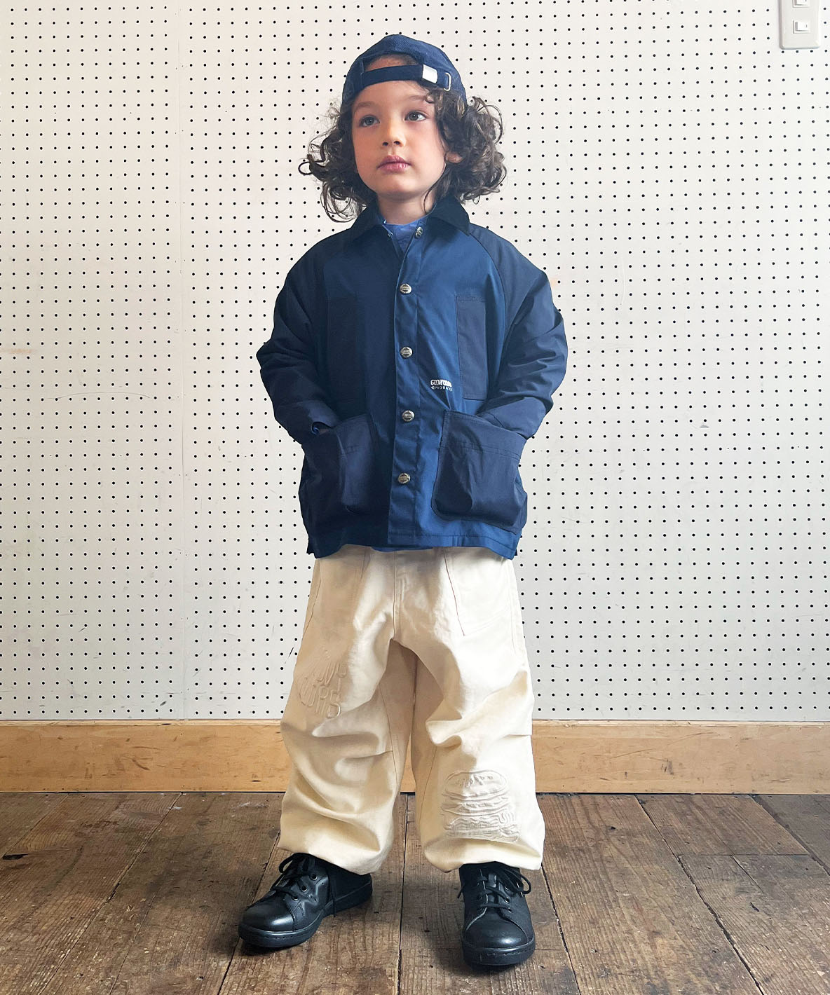 GROOVYCOLORS グルーヴィーカラーズ GROOVY COLORS BackSatinGRAFFI オフホワイト 110cm