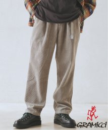 JOURNAL STANDARD relume Men's/《予約》GRAMICCI / グラミチ 別注 8W CORDUROY Relaxed Pleated Trouser/506881697